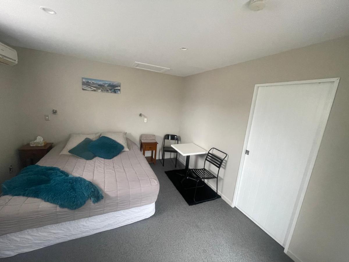 Springfield Motel And Lodge Bagian luar foto